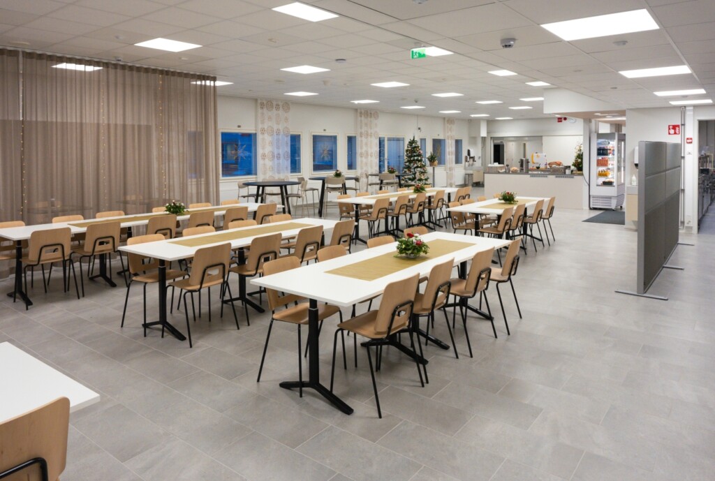 Ravintola Resinan ruokasali.