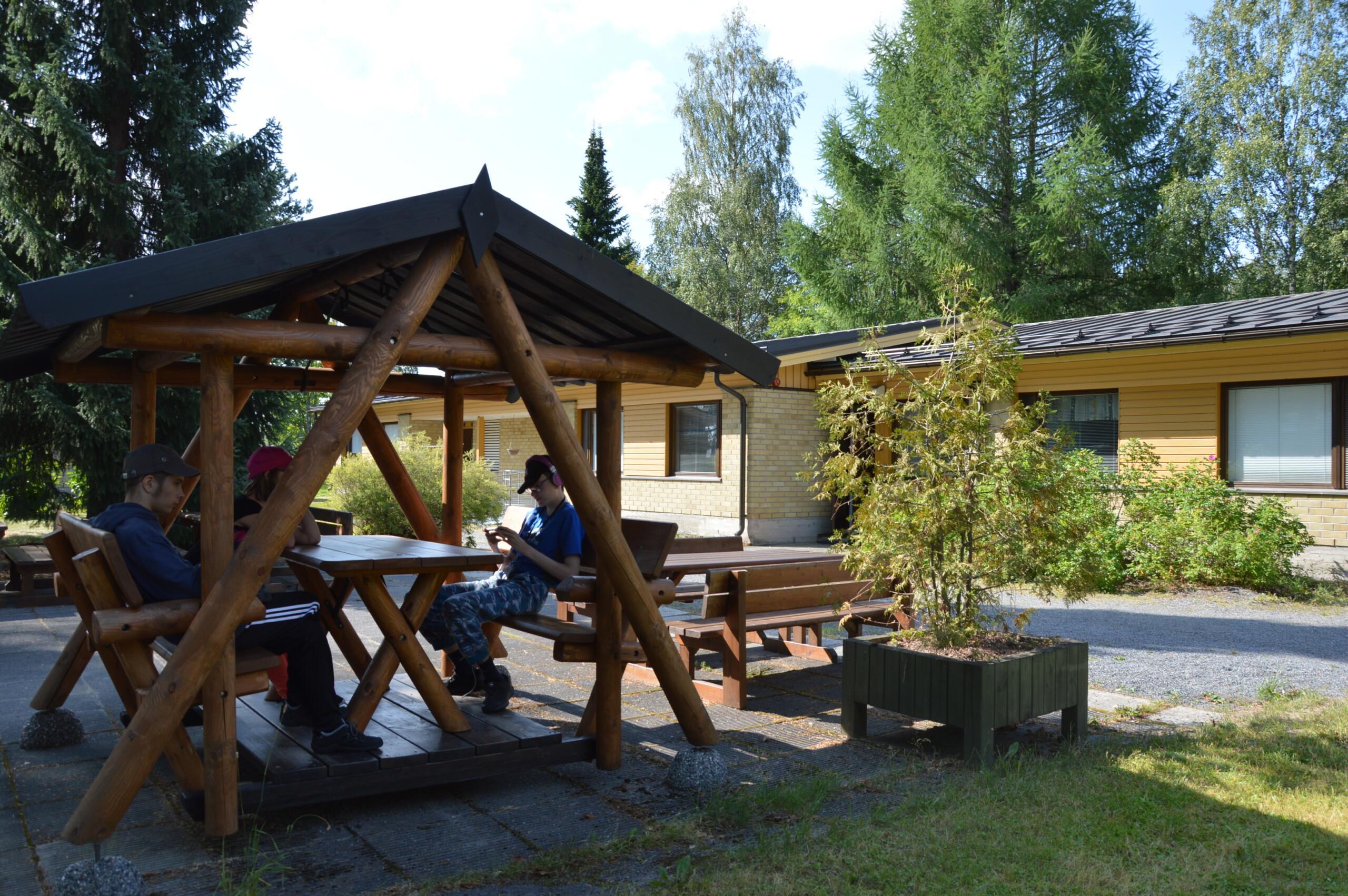 Alavuden asuntola ulkokuva